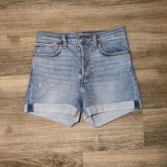 Levi's Pants - Levis Wedgie Shorts 27 Light Wash High Rise Cuffed Denim Womens